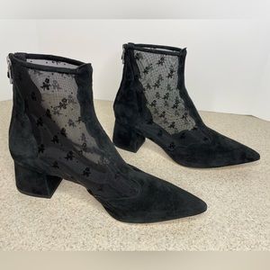 NWOT Coach Skyler Ankle Booties With Tea Rose Mesh Size 9.5